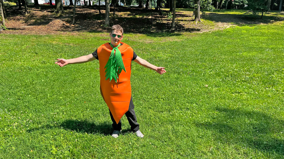 Carrot and Kale Lettuce Couples Costume, Adult One Size